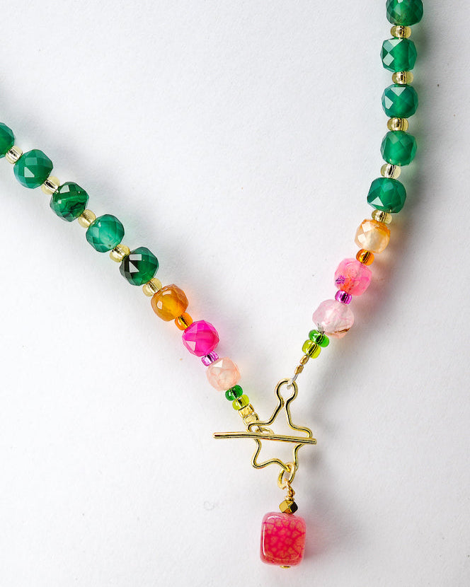 Star/heart toggle agate necklace