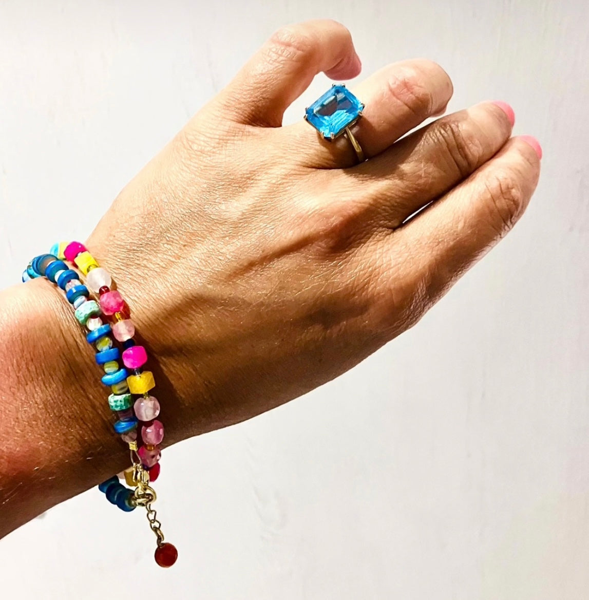 Bright agate bracelet