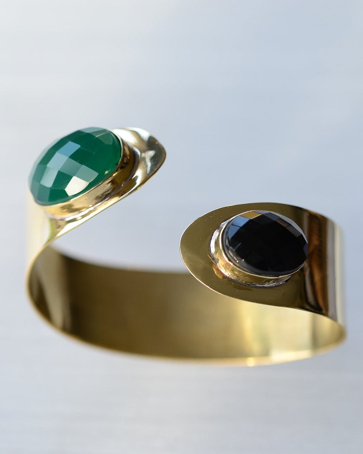 Gemini cuff green & black