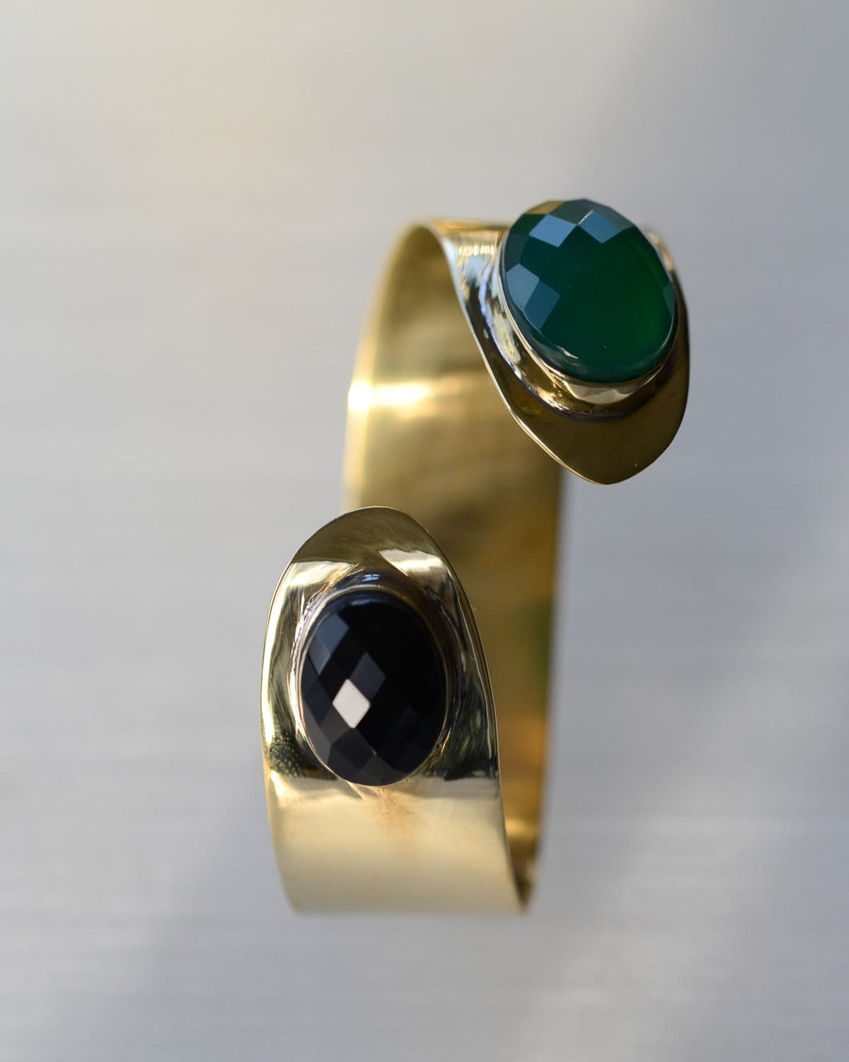 Gemini cuff green & black