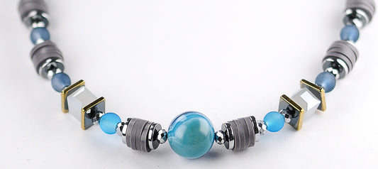 Blue agate centre necklace