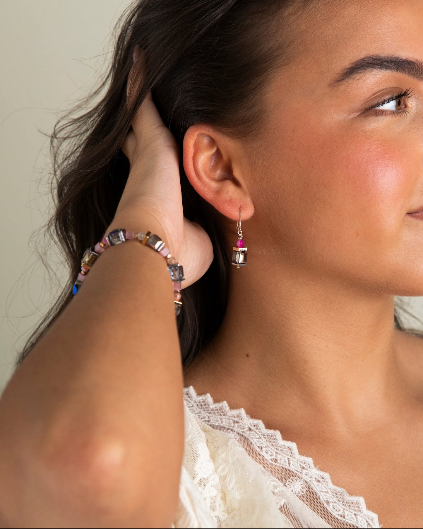 Sparkling pink crystal and agate bracelet.