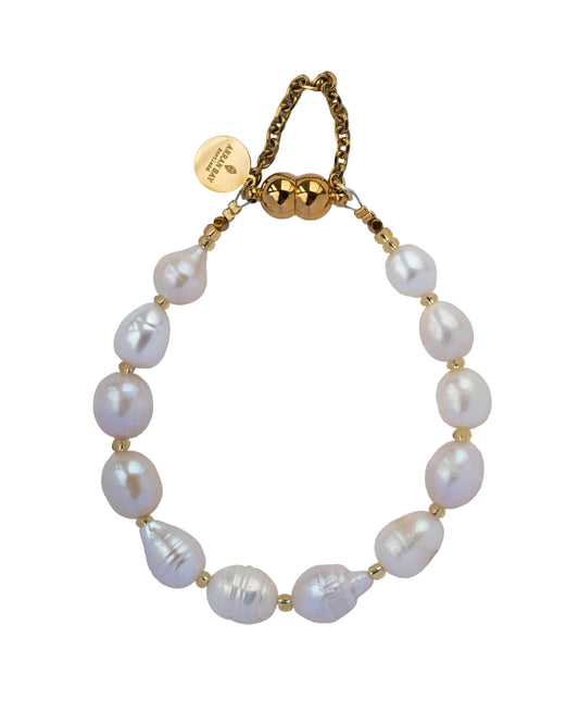 Pearl bracelet