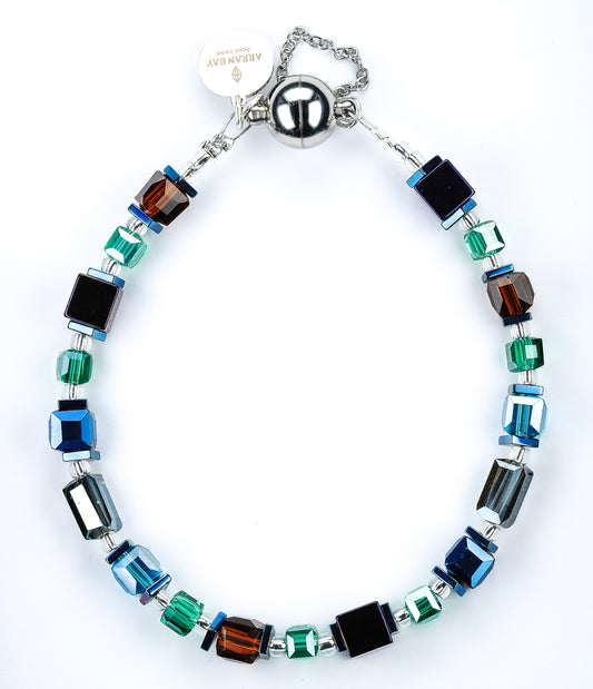 Metallic cube bracelet